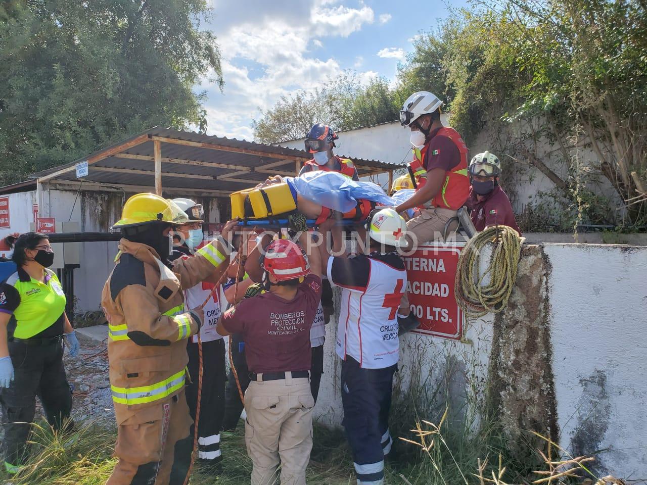 HOMBRE RESULTA LESIONADO AL CAER EN UNA CISTERNA EN EMPRESA GASERA EN MMORELOS.