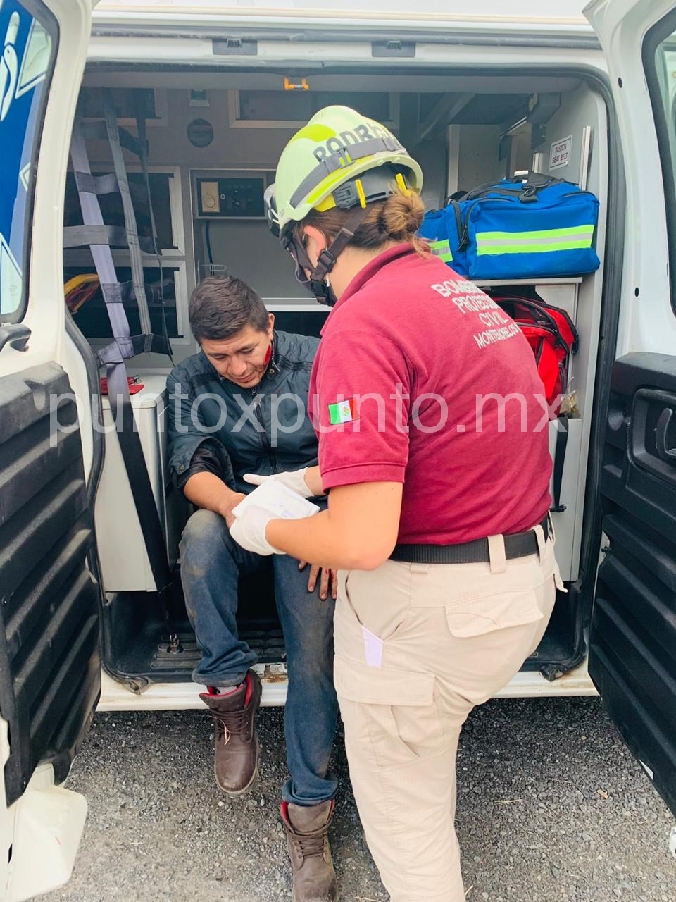 CONDUCTOR DE MOTO LESIONADO EN CHOQUE CONTRA UN AUTO EN MONTEMORELOS.