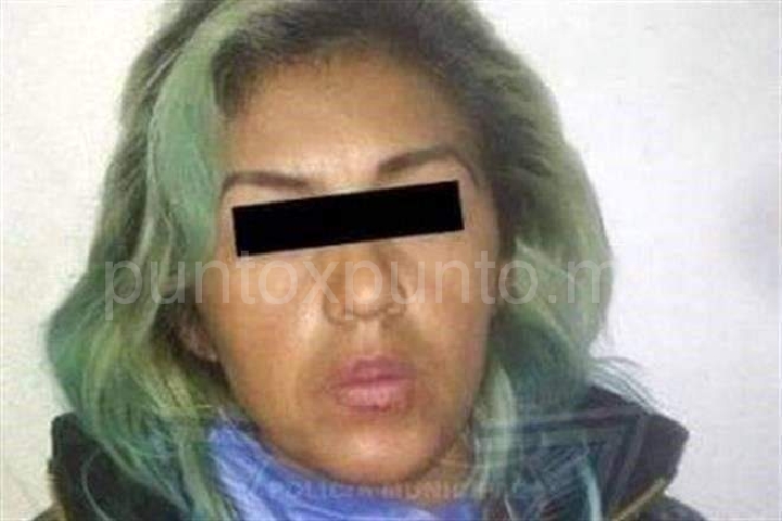 DETIENEN POLICIA DE CADEREYTA A UNA MUJER CON DROGA, ES CONSIGNADA.