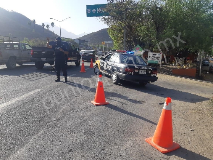 CIERRAN ACCESO A PRESA LA BOCA EN SANTIAGO, POR LUGAR SATURADO.