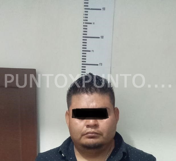 POLICÍAS DE ALLENDE DETIENEN A DOS HOMBRES QUE OCASIONABAN CHOQUES PARA LUEGO EXTORSIONAR.