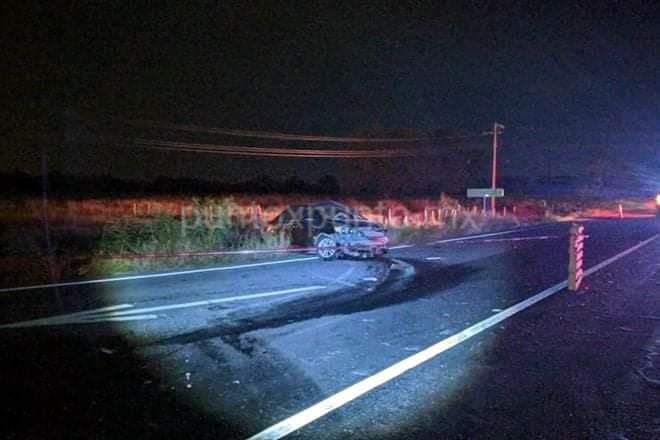 CHOQUE DE DOS VEHÍCULOS DEJA UNA MUJER SIN VIDA Y UN HERIDO.