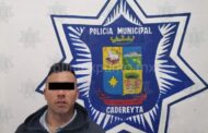 POLICÍA DE CADEREYTA DETIENEN A UN POLLERO, ASEGURAN CAMIONETA Y RETIENEN INDOCUMENTADOS.