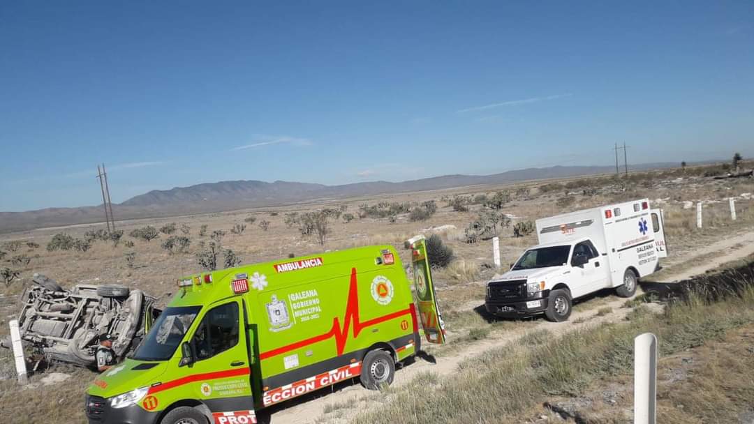 VOLCADURA DE VEHICULO, DEJA 3 HERIDOS EN GALEANA.