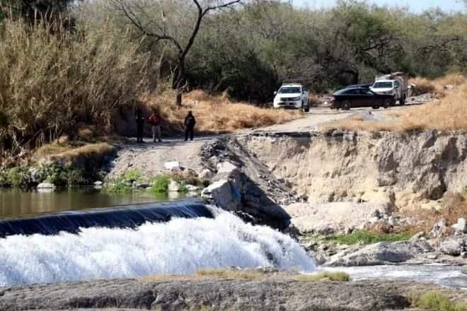 ENCUENTRAN A UN HOMBRE SIN VIDA EN CARRETERA DE LOS RAMONES A PESQUERIA.