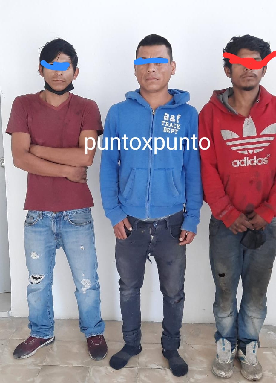 POLICÍAS DE LINARES DETIENEN A TRES JOVENES POR ROBAR CABLE.