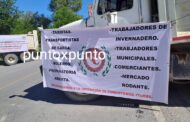 EN GALEANA PROTESTAN CETEMISTAS POR QUERERLES IMPONER NUEVO SECRETARIO.