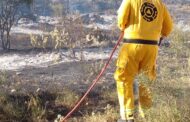 ATIENDE PROTECCIÓN CIVIL INCENDIO EN UNA COMUNIDAD.