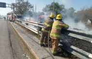 CONTROLA BOMBEROS DE LINARES INCENDIO QUE AMENAZABA CON PROPAGARSE A DOMICILIOS.