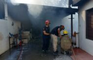 INCENDIO EN UN TALLER EN ALLENDE MOVILIZA PROTECCIÓN CIVIL PARA CONTROLAR EL FUEGO.