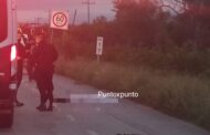 ENCUENTRAN A UN HOMBRE SIN VIDA A UN LADO DE LA CARRETERA ALLENDE A CADEREYTA.