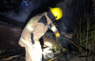 BOMBEROS DE LINARES INFORMA DE INCENDIO EN EL SALITRE.