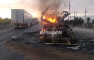 EN GALEANA, N.L.FUEGO CONSUME TRAILER.