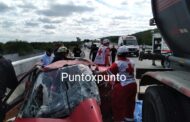 FUERTE ACCIDENTE EN EL PERIFÉRICO MMORELOS JUÁREZ EN ALLENDE SE MOVILIZAN LOS CUERPOS DE EMERGENCIA.