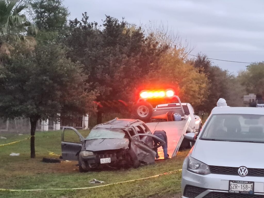 Una Persona Pierde La Vida Y Un Herido Grave En Volcadura En