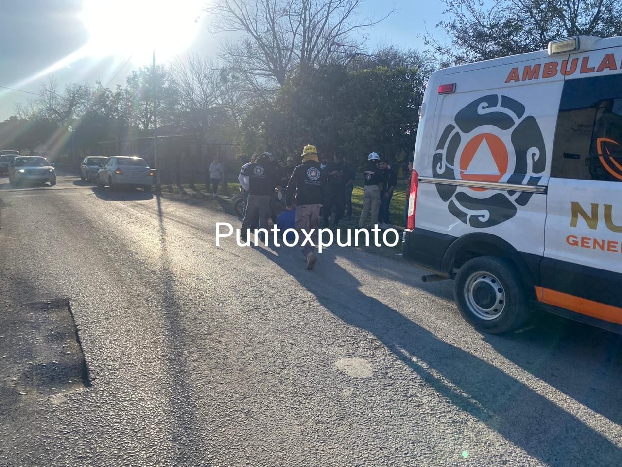 ACCIDENTE DE MOTOCICLETA EN GENERAL TERÁN , REPORTAR DOS PERSONAS LESIONADAS.