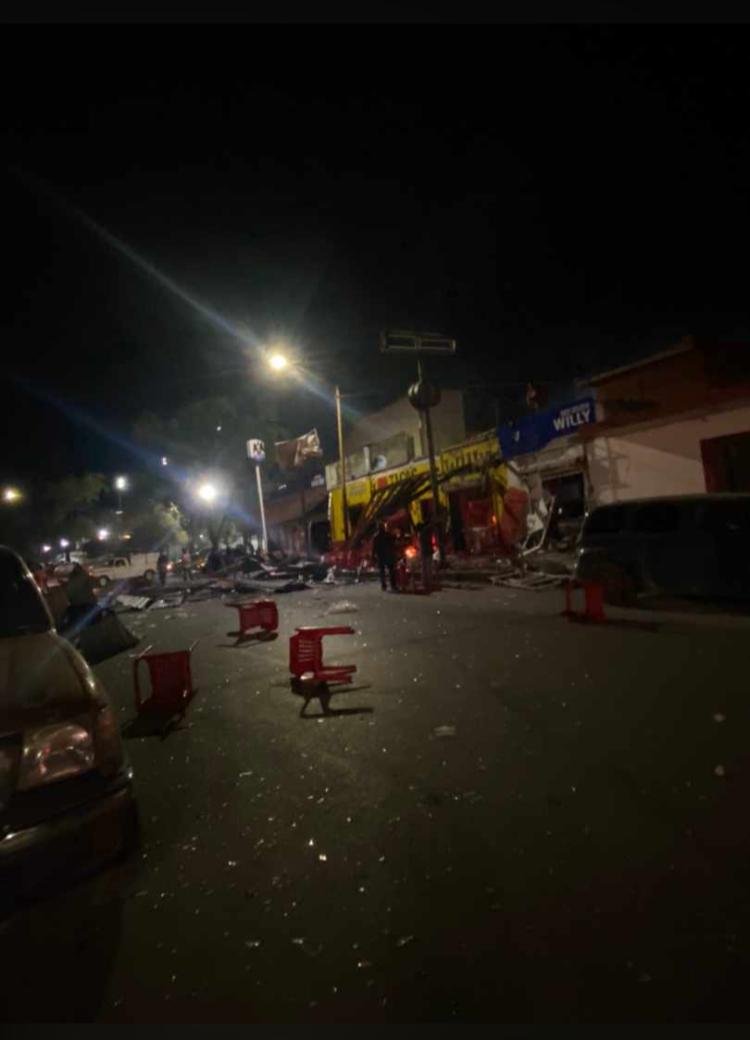 VARIOS HERIDOS EN UNA EXPLOSIÓN EN UN NEGOCIO DE TACOS EN MONTEMORELOS.