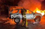 INCENDIAN VEHÍCULO ESTA MADRUGADA EN MONTEMORELOS SE MOVILIZA PROTECCIÓN CIVIL Y SEGURIDAD PÚBLICA.