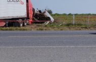 HOMBRE FALLEDIO EN EL CHOQUE ENTRE TRAILER Y CAMIONETA EN GENERAL TERÁN AL PARECER VIVIA EN LA UNION.