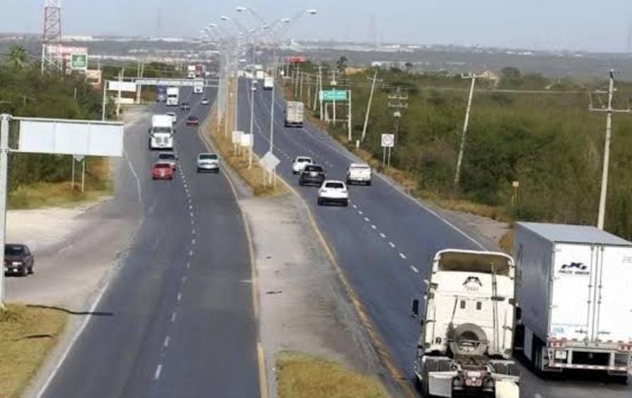 ENCUENTRA A HOMBRE TIRADO Y SIN VIDA AFUERA DE UN RANCHO EN GENERAL BRAVO N.L. LÍMITES CON TAMAULIPAS.