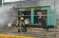 SE MOVILIZA BOMBEROS DE LINARES A UN INCENDIO EN UN CENTRO COMERCIAL.