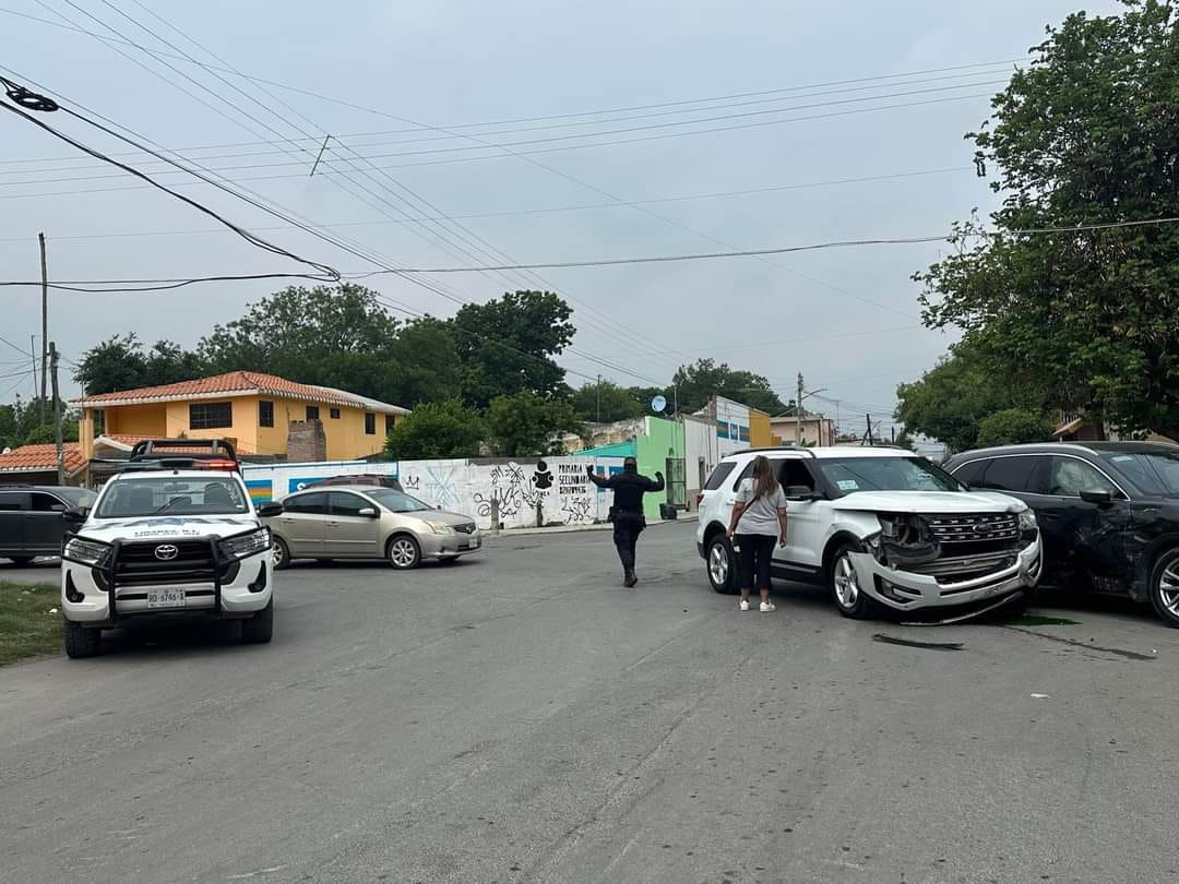 EN LINARES, N.L SE REGISTRÓ UN ACCIDENTE EN COLONIA VILLEGAS.