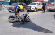 MOTOCICLISTA RESULTA HERIDO EN ACCIDENTE VIAL REGISTRADO EN LINARES.