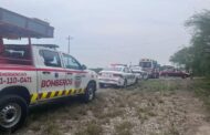 EN LINARES, ACCIDENTE VIAL POR LA EX HACIENDA, REPORTAN UNA PERSONA LESIONADA.