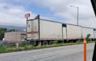 ACCIDENTE DE TRÁILER EN CARRETERA NACIONAL EN SANTIAGO.