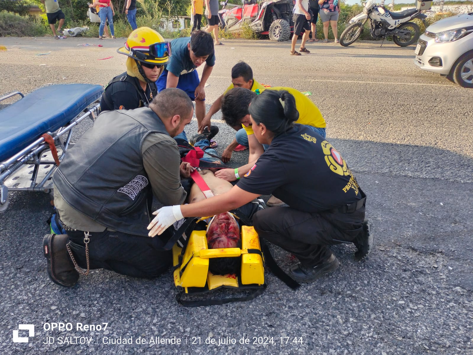 TRASLADAN EN ESTADO CRÍTICO A OCUPANTE DE RZR EN ALLENDE.