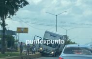 CHOQUE EN CARRETERA NACIONAL EN MONTEMORELOS SE MOVILIZAN LOS GRUPOS DE EMERGENCIA.