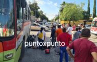 DOS LESIONADOS CHOCAN CON LA UNIDAD DE TRANSPORTE COLECTIVO EN MONTEMORELOS.