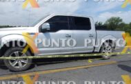 EN LOS RAMONES, N.L. POLICÍAS ENCUENTRAN UNA CAMIONETA ABANDONADA Y CON IMPACTOS DE BALA.