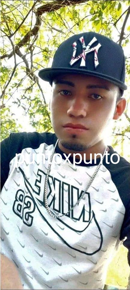 PIERDE LA VIDA JOVEN EN UN ACCIDENTE EN CUATRO CAMINOS EN MONTEMORELOS.