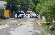 EN LINARES, N. L.REPORTAN VECINOS PERSONAS ARMADAS, AL LLEGAR POLICAS ENCUENTRAN UN ARMA DE FUEGO.