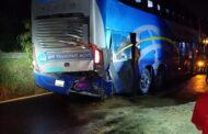 EN LINARES, N.L. SE REGISTRA CHOQUE DE AUTOBUS, TRAILERES Y CAMIONETA.