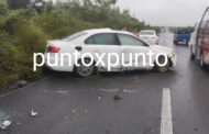 EN HUALAHUISES, N. L. UN AUTO CHOCA EN CARRETERA NACIONAL.