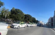 TAXISTAS PROTESTAN CONTRA TAXIS PIRATAS, USUARIOS ACUSAN A TAXISTAS REGULARIZADOS DE DAR UN PESIMO SERVICIO EN LINARES.