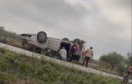 EN LINARES NL SE REGISTRA ACCIDENTE Y VOLCADURA EN CARRETERA LINARES ITURBIDE.