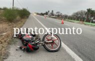 EN LINARES, N. L. UN MOTOCICLITA ES IMPACTADO POR UN VEHÍCULO PESADO, PERDIEND0 LA VID@.