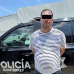 SE ROBAN VEHÍCULO EN MONTEMORELOS, LO DETIENE LA POLICÍA EN MONTERREY.