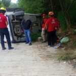ULTIMAHORA NO LLEGA PAQUETERÍA A TIEMPO, VUALCA CAMIONETA EN MONTEMORELOS.