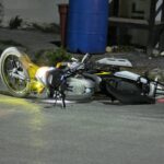 CHOQUE ENTRE AUTO Y MOTOCICLISTA EN MONTEMORELOS. REPORTAN UN HERIDO.