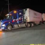 CHOCA TRÁILER Y AUTO, MUERE UNA PERSONA EN CARRETERA ALLENDE, CADEREYTA.